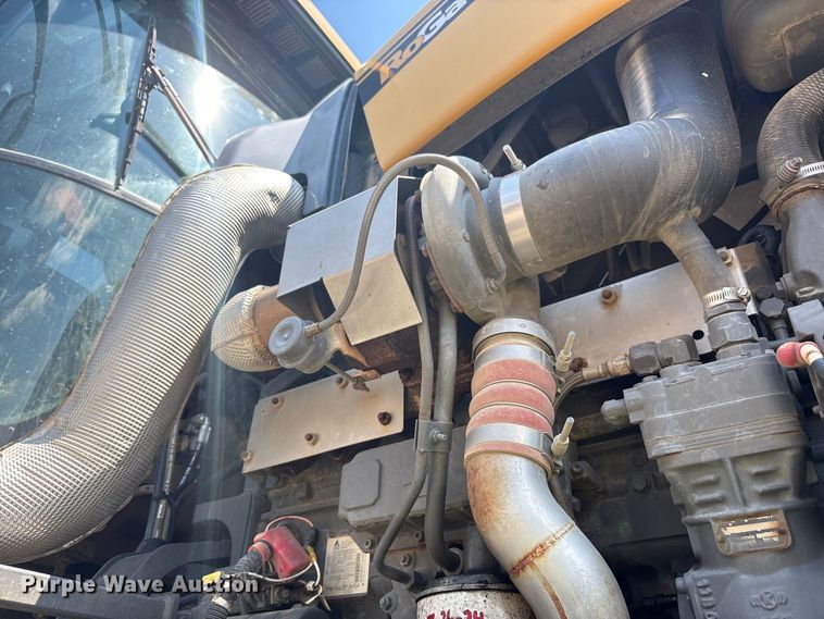 image for item YA0773 2014 Rogator RG110 sprayer