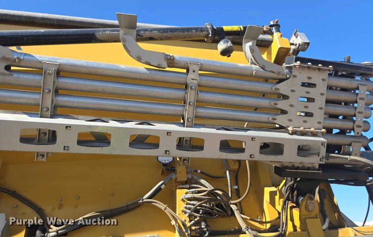 image for item YA0951 2020 Rogator RG1300C spreader