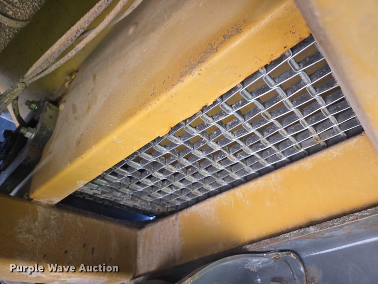 image for item YA0951 2020 Rogator RG1300C spreader