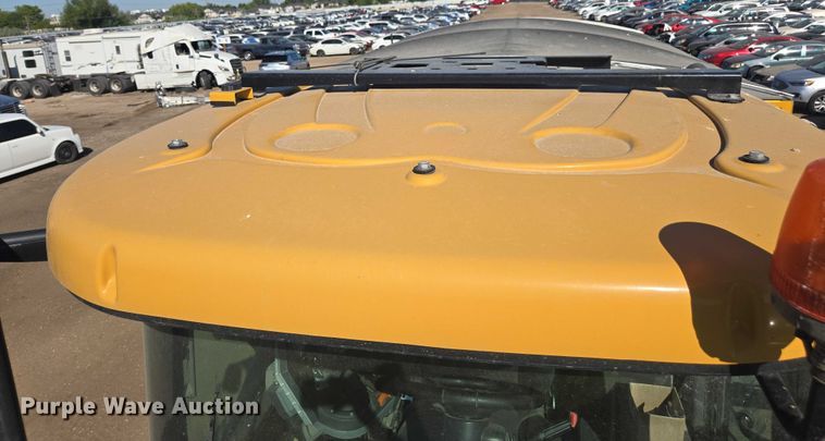 image for item YA0951 2020 Rogator RG1300C spreader