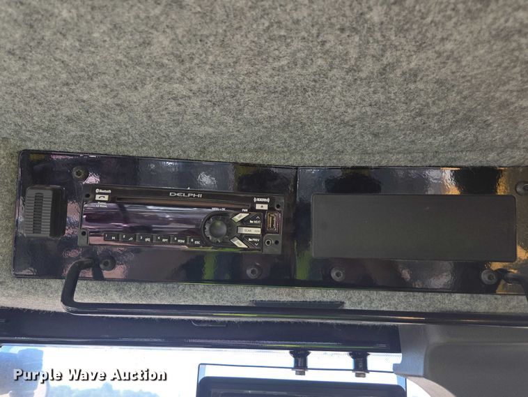 image for item YA0951 2020 Rogator RG1300C spreader