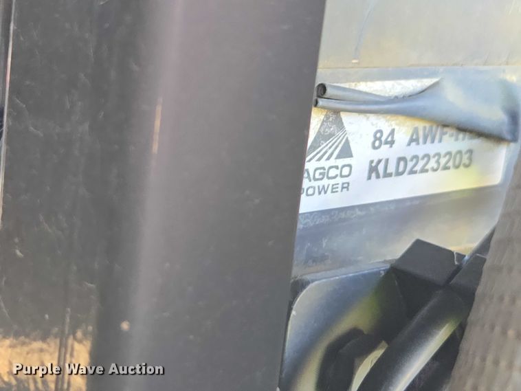 image for item YA0951 2020 Rogator RG1300C spreader