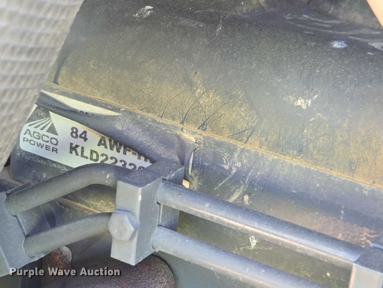 image for item YA0951 2020 Rogator RG1300C spreader