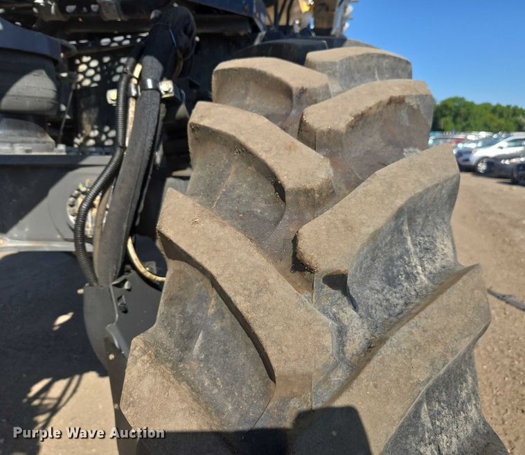 image for item YA0951 2020 Rogator RG1300C spreader