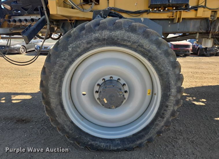 image for item YA0951 2020 Rogator RG1300C spreader