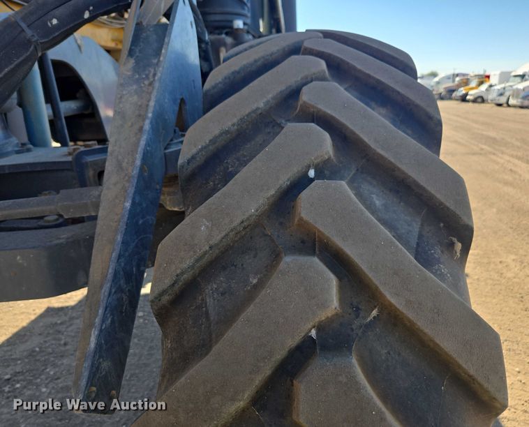 image for item YA0951 2020 Rogator RG1300C spreader