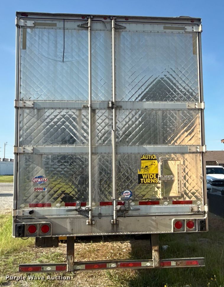 image for item DJ7758 2014 Utility VS2RA refrigerated van trailer