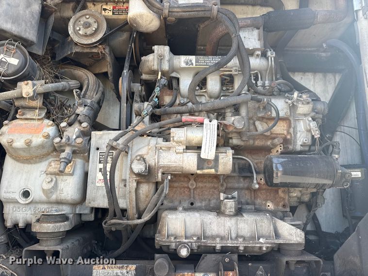 image for item DJ7758 2014 Utility VS2RA refrigerated van trailer