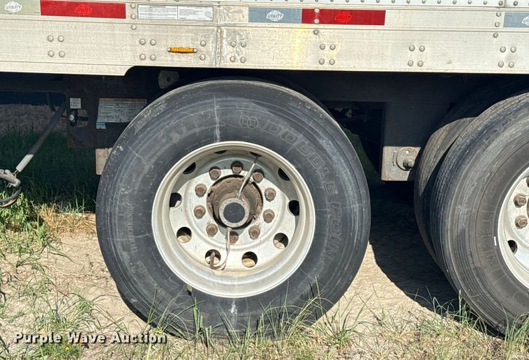 image for item DJ7758 2014 Utility VS2RA refrigerated van trailer