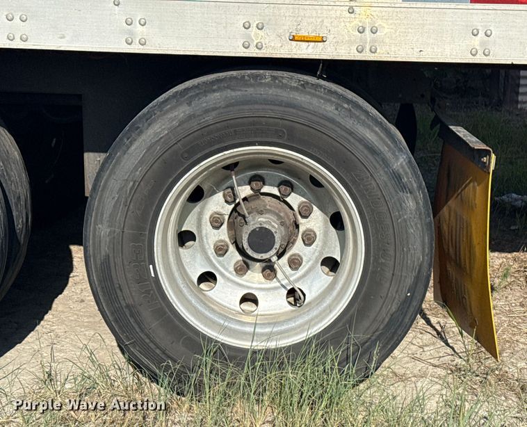 image for item DJ7758 2014 Utility VS2RA refrigerated van trailer