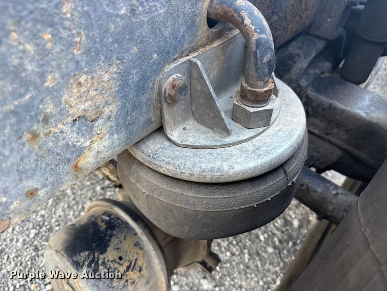 image for item DJ7759 2005 Kenworth T600 semi truck