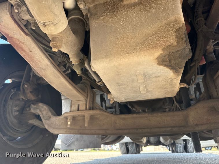 image for item DJ7759 2005 Kenworth T600 semi truck