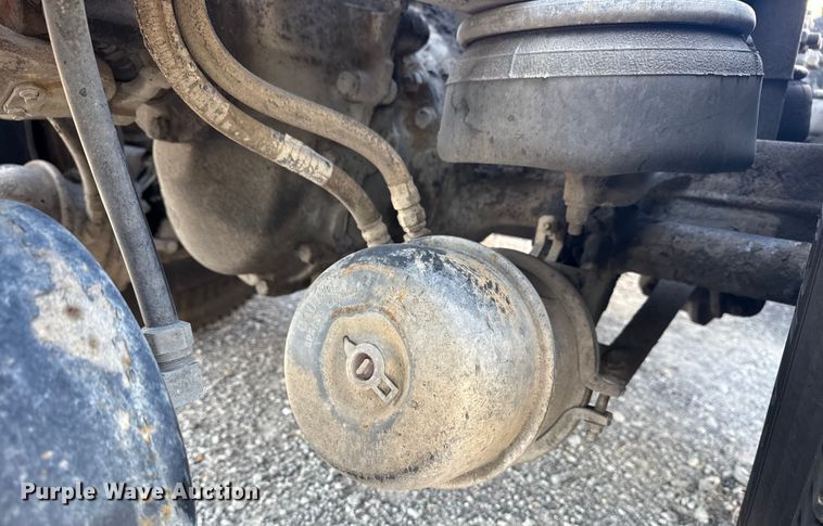 image for item DJ7759 2005 Kenworth T600 semi truck