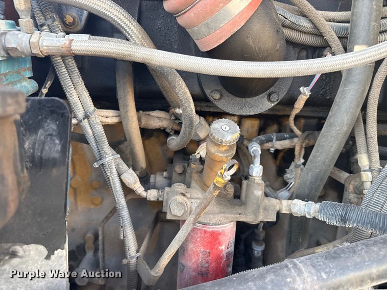 image for item DJ7759 2005 Kenworth T600 semi truck