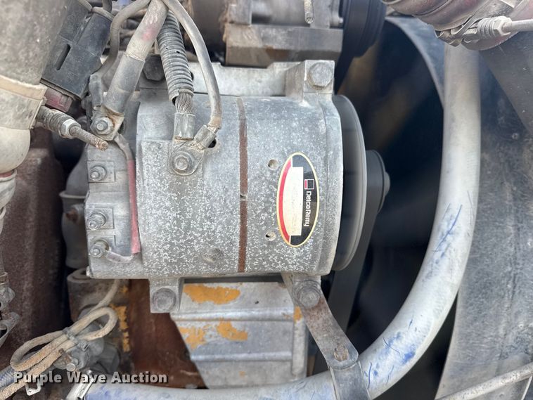 image for item DJ7759 2005 Kenworth T600 semi truck