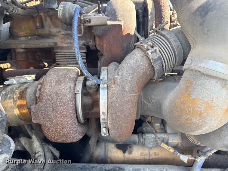 image for item DJ7759 2005 Kenworth T600 semi truck