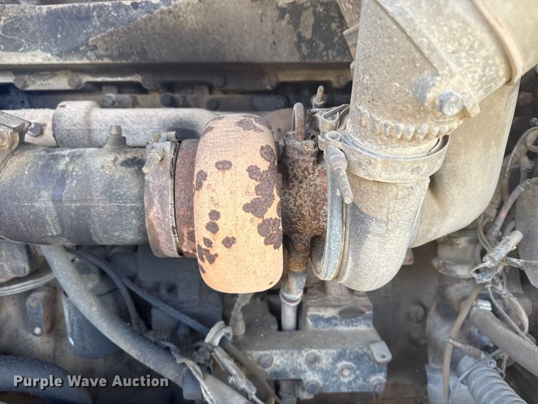 image for item DJ7767 1993 White GMC WHL semi truck