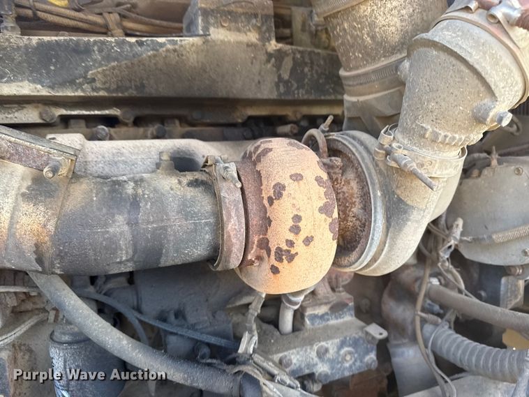 image for item DJ7767 1993 White GMC WHL semi truck