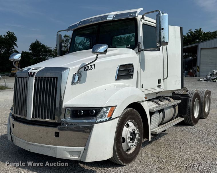 CAMIóN 2018 WESTERN STAR