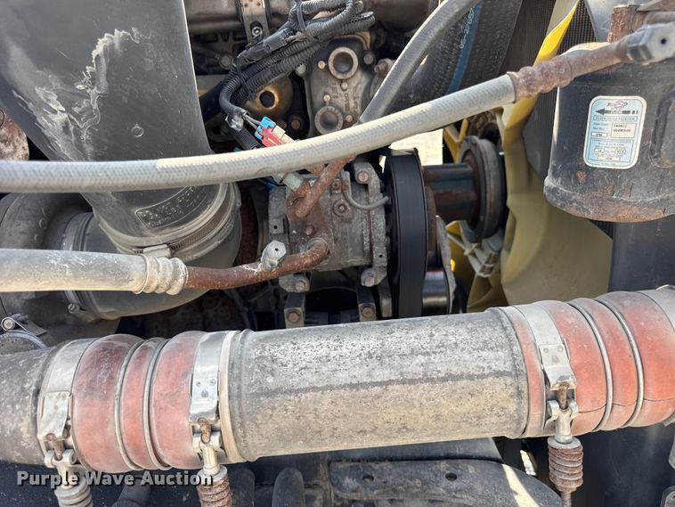 image for item DJ9694 2018 Western Star 5700 XE semi truck