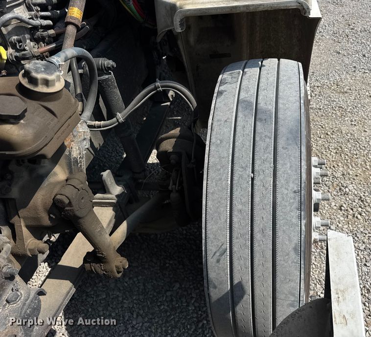 image for item DJ9694 2018 Western Star 5700 XE semi truck