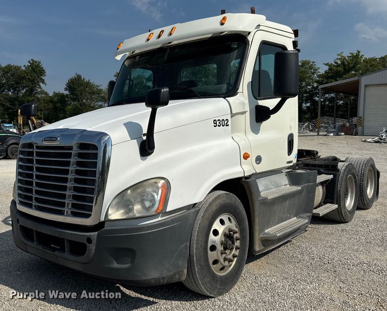 CAMIóN 2015 FREIGHTLINER