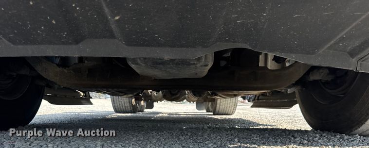 image for item DJ9695 2015 Freightliner Cascadia semi truck