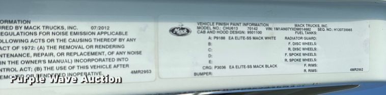 image for item DM1967 2013 Mack CHU613  semi truck