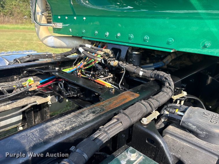 image for item DM1968 2022 Kenworth W900 semi truck