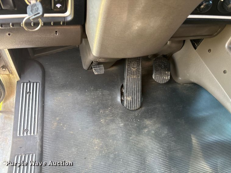 image for item DM1968 2022 Kenworth W900 semi truck