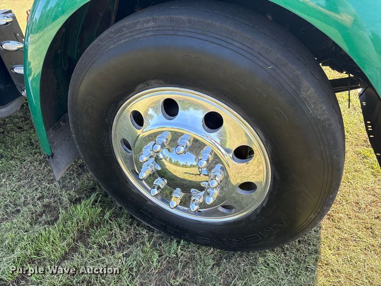 image for item DM1968 2022 Kenworth W900 semi truck