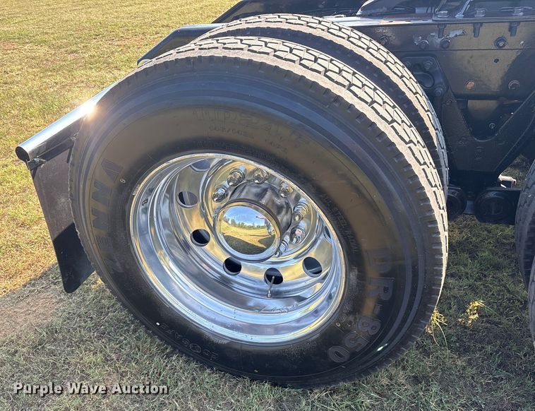 image for item DM1968 2022 Kenworth W900 semi truck