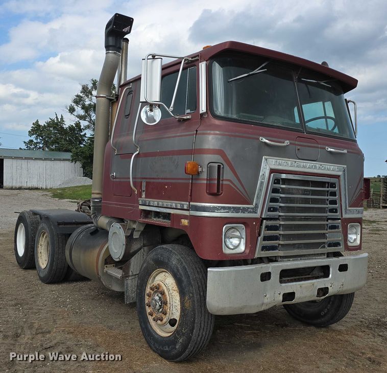 image for item DP8837 1979 International Transtar II semi truck