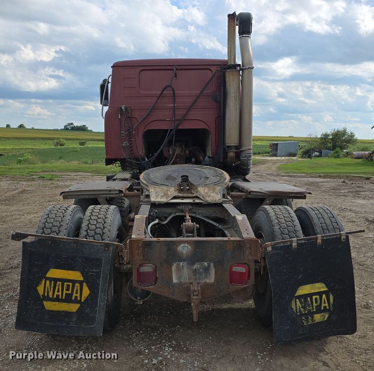 image for item DP8837 1979 International Transtar II semi truck