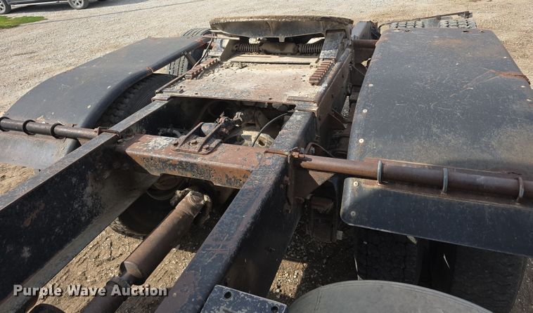 image for item DP8837 1979 International Transtar II semi truck