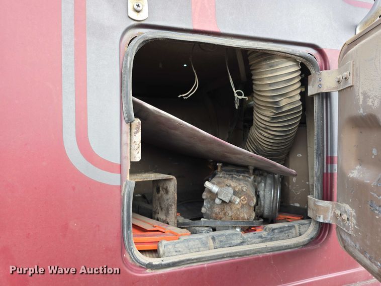 image for item DP8837 1979 International Transtar II semi truck