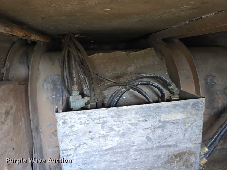 image for item DP8837 1979 International Transtar II semi truck