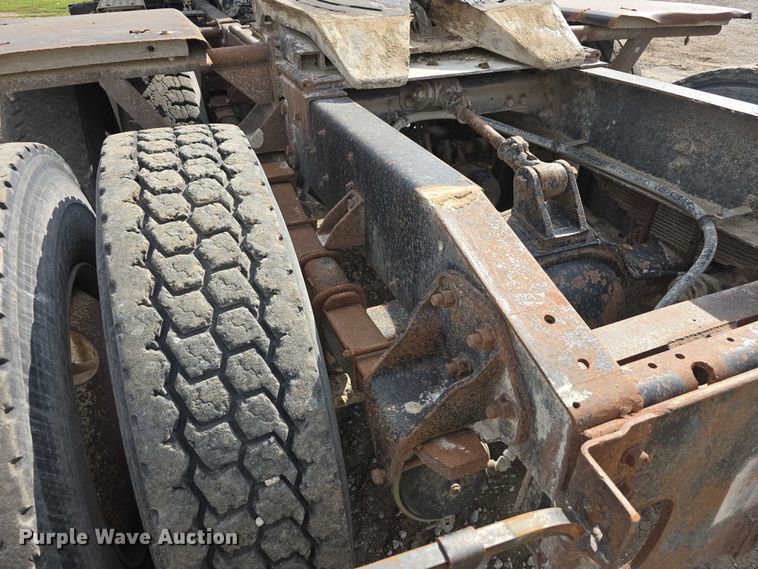 image for item DP8837 1979 International Transtar II semi truck