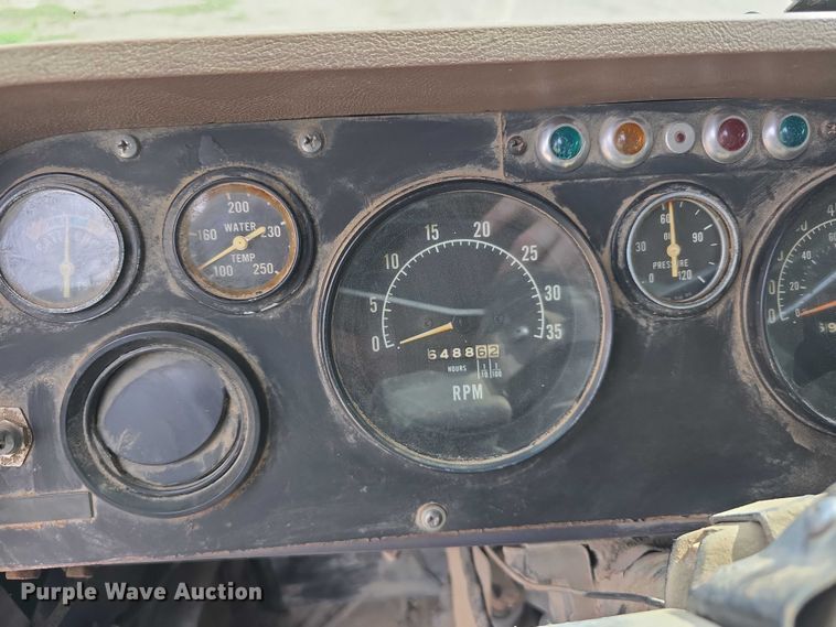 image for item DP8837 1979 International Transtar II semi truck