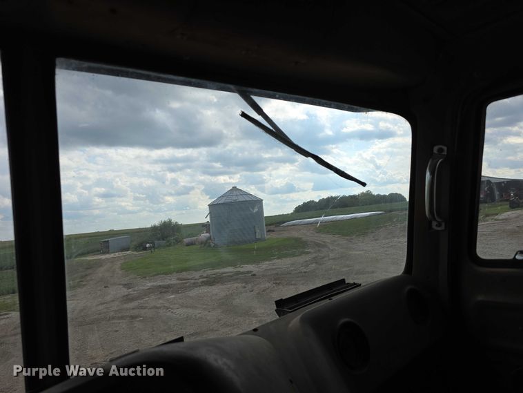 image for item DP8837 1979 International Transtar II semi truck