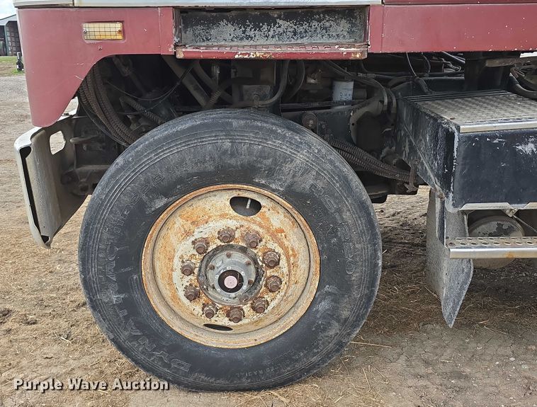 image for item DP8837 1979 International Transtar II semi truck