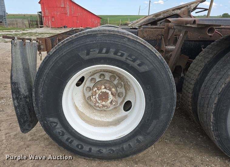 image for item DP8837 1979 International Transtar II semi truck