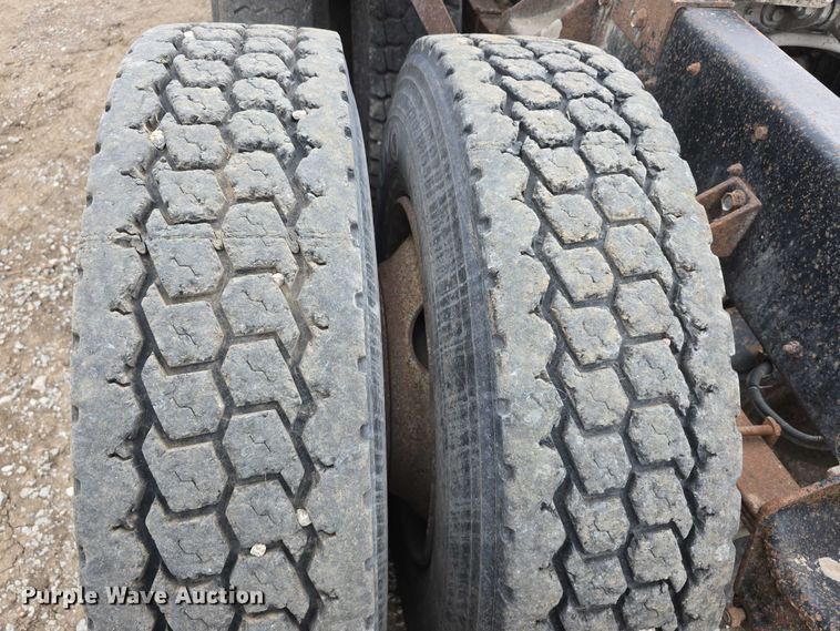 image for item DP8837 1979 International Transtar II semi truck