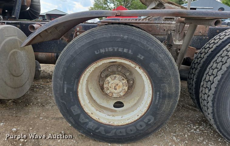 image for item DP8837 1979 International Transtar II semi truck