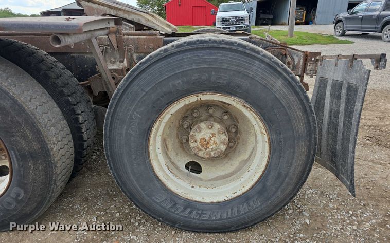 image for item DP8837 1979 International Transtar II semi truck