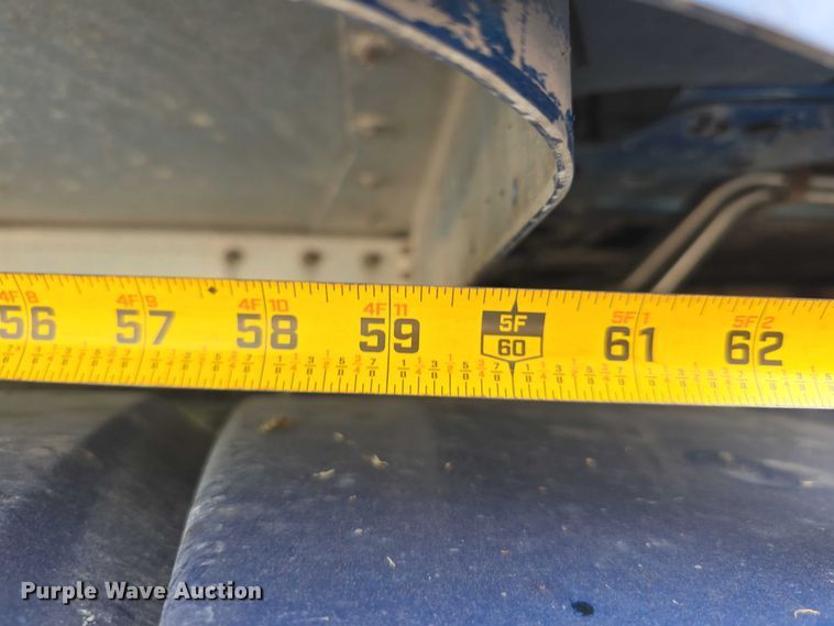 image for item DR3982 2009 Kenworth T660 semi truck