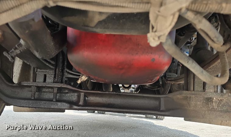 image for item DR3982 2009 Kenworth T660 semi truck