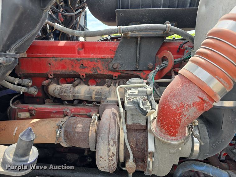 image for item DR3982 2009 Kenworth T660 semi truck