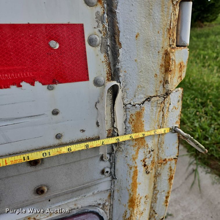 image for item DR3990 2000 Wabash National DVCVHPC dry van trailer