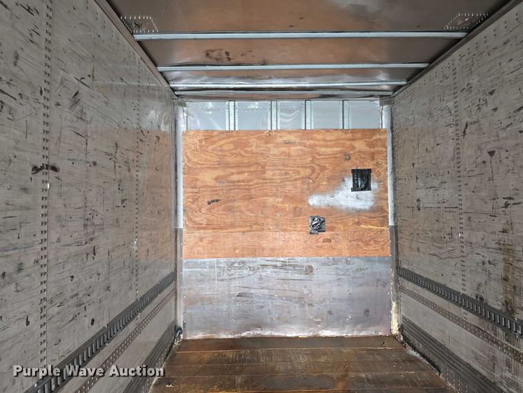 image for item DR3990 2000 Wabash National DVCVHPC dry van trailer